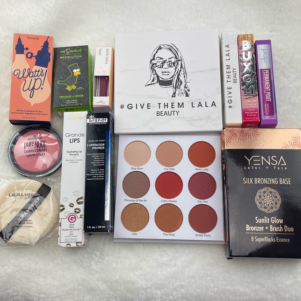 Makeup Bundle (Benefit, Buxom, Ofra, and more!)